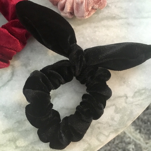 3-piece Set Velvet Bunny Ears Ponytail Hair Tie - Picture 5 of 5